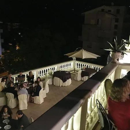 Bb Magda Bed & Breakfast 4*