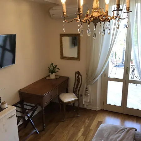 Bb Magda 住宿加早餐酒店 Novafeltria