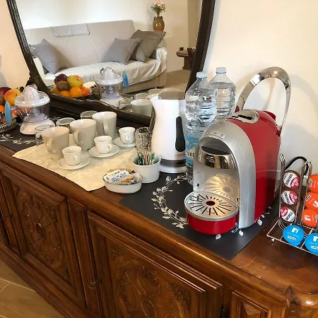 Bb Magda 住宿加早餐酒店 Novafeltria